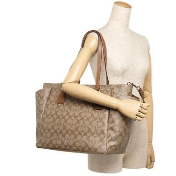 LAST ONE! NWT Coach Signature Baby Bag Diaper Bag - Picture 3 of 8